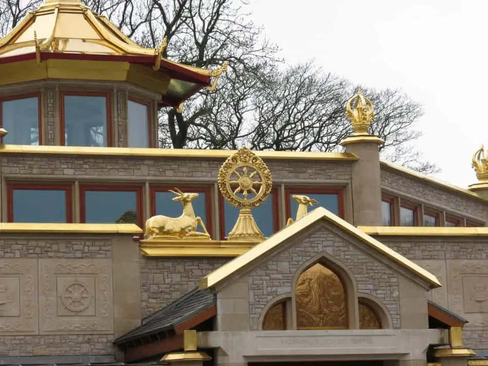 Dharma wheel at Buddha temple 